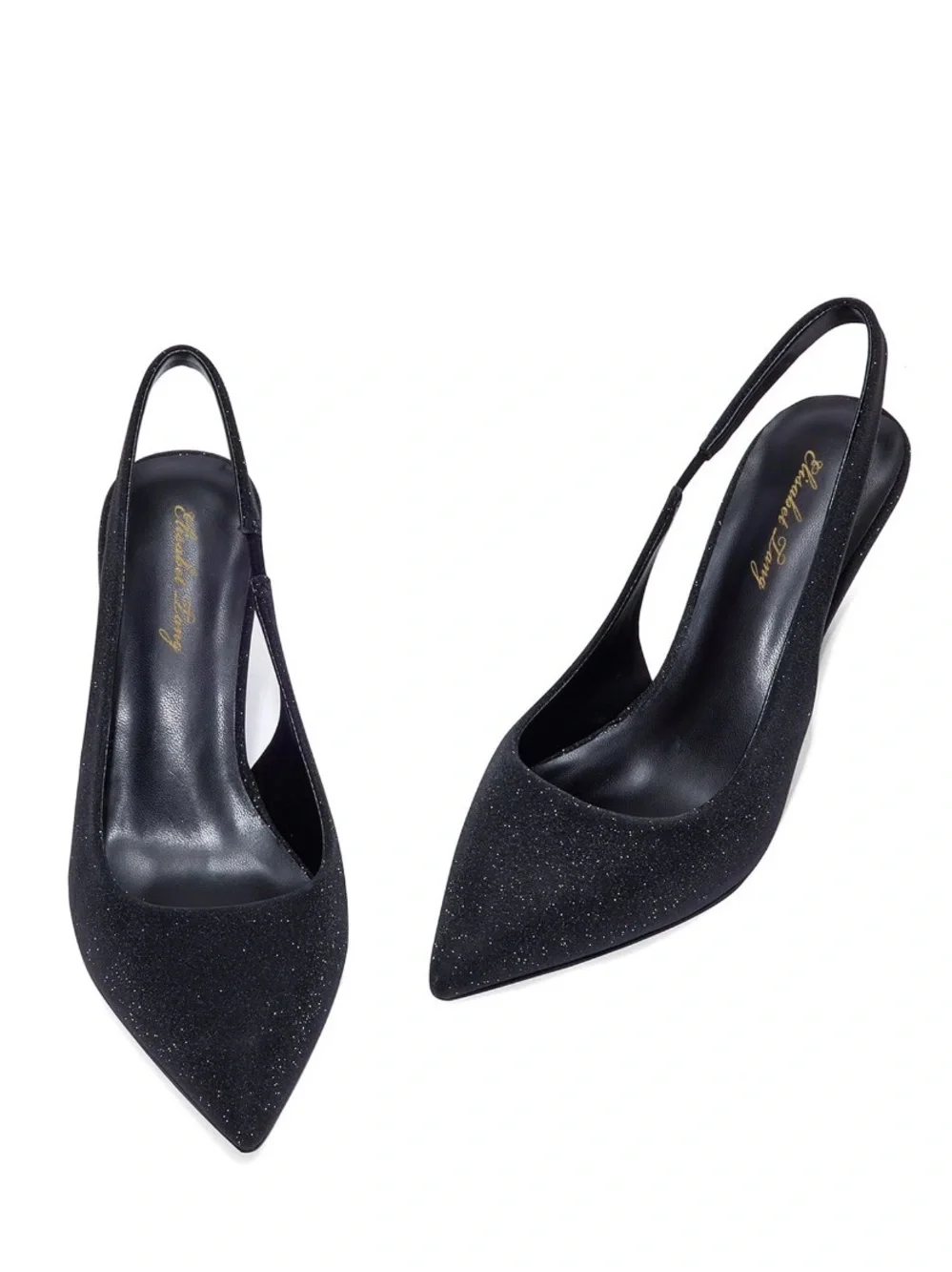 Elisabet Tang elegant black